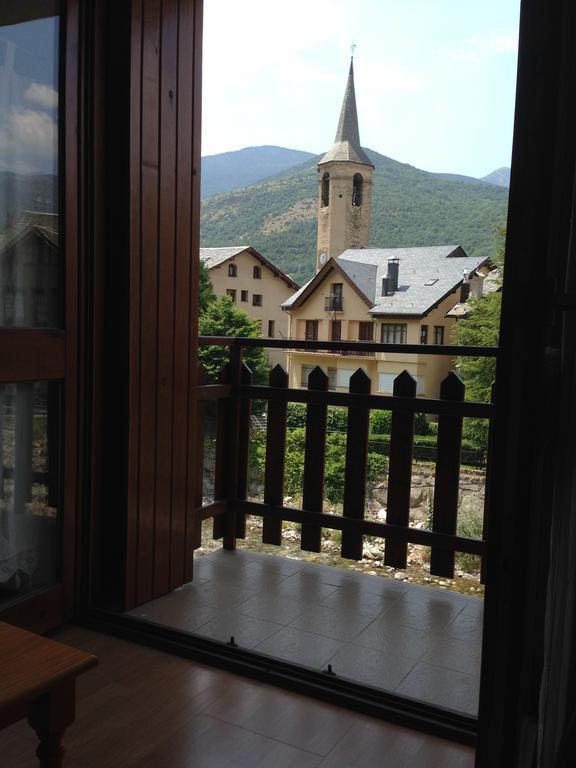 Vora Riu Appartement Esterri d'Àneu Buitenkant foto