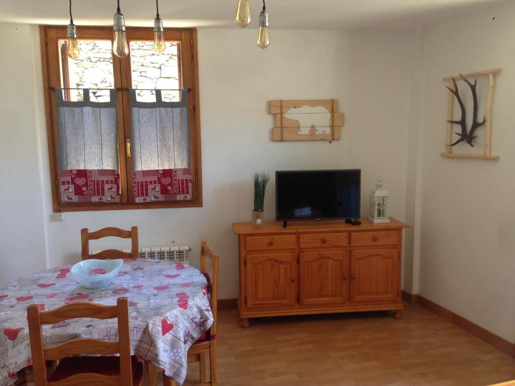 Vora Riu Appartement Esterri d'Àneu Buitenkant foto